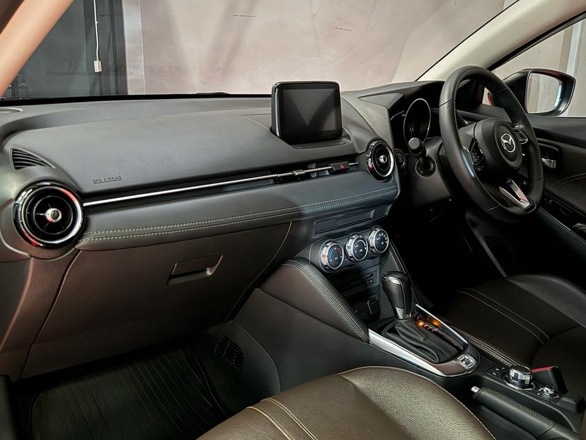 2020 MAZDA 2 1.3 HIGH CONNECT รถมือเดียว 7X,XXX กม สภาพเหมือนใหม่ รถเข้าศูนย์ทุกระยะ ไม่มีอุบัติเหตุครับ 11