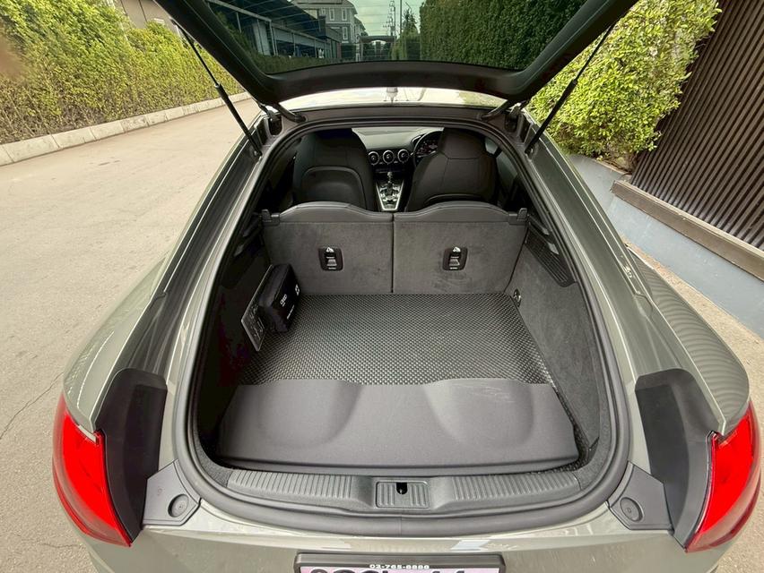 Audi TT Final Icon Black Coupe MK3 2023 รูปที่ 3