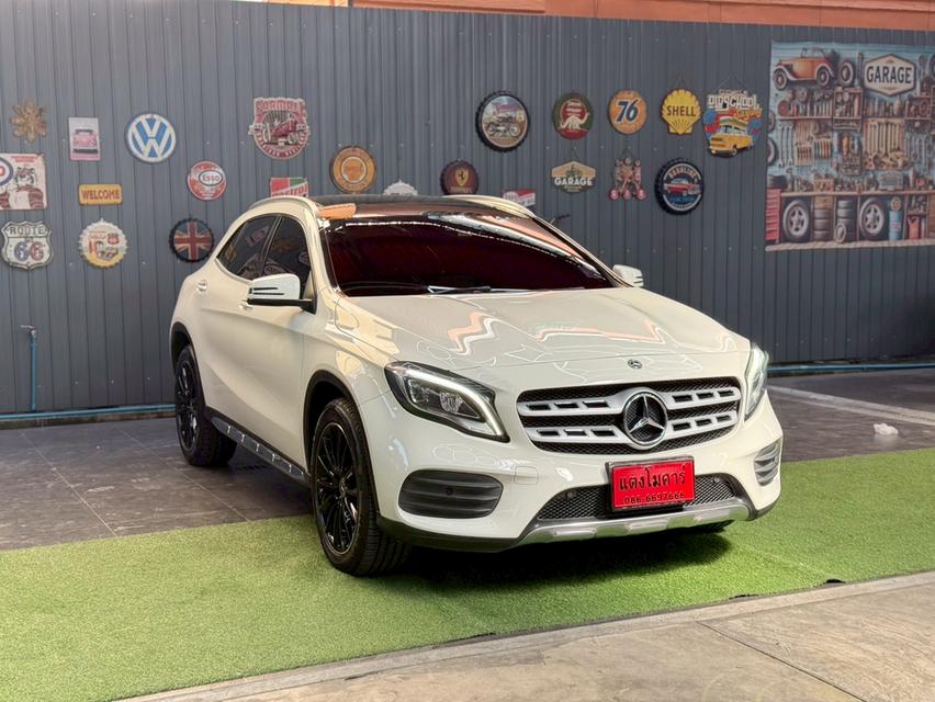 MERCEDES-BENZ GLA250 2.0 AMG Dynamic w156 ปี 2018