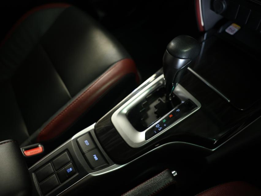 2022 Toyota FORTUNER 2.4 (ปี 15-25) Legender SUV AT รูปที่ 10