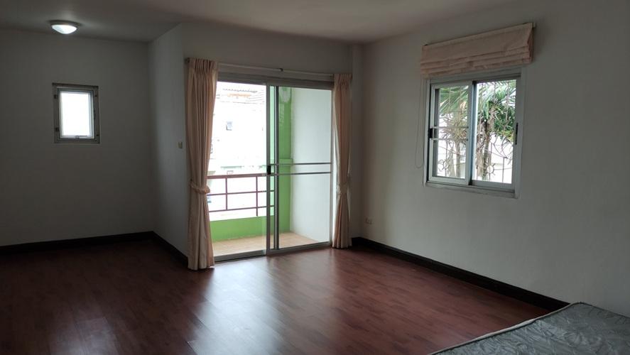 U1408 ให้เช่าทาวน์โฮม 3 ชั้น หมู่บ้านแฮปปี้แลนด์แกรนด์วิลล์ ลาดพร้าว 101 บ้านพร้อมเฟอร์บางส่วน ทำเลดีเดินทางสะดวกเข้าออกได้หลายทาง 6