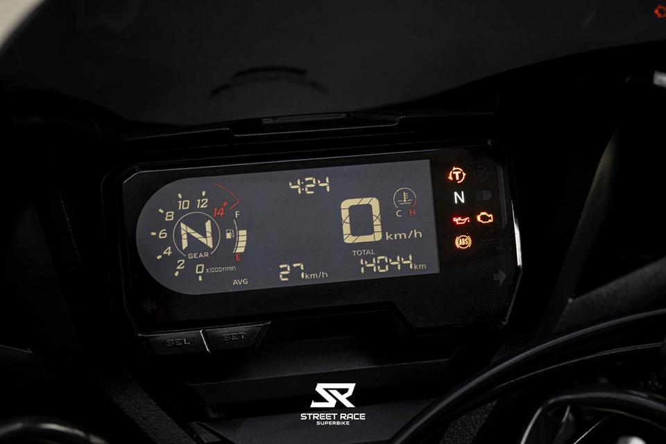 HONDA CBR650R 2021 สีดำ ล้อทอง รถสวย รูปที่ 2