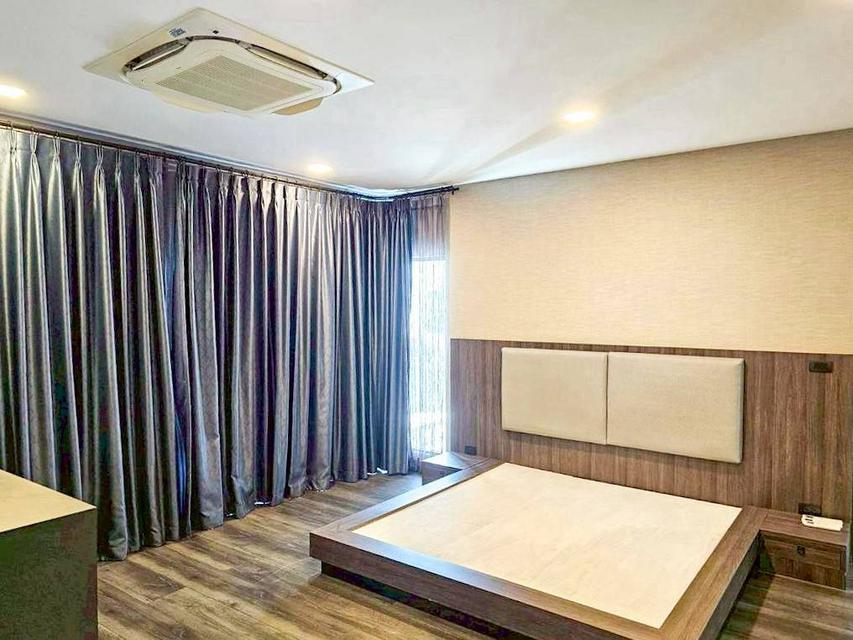 ให้เช่า 𝐕𝐈𝐕𝐄 𝐁𝐚𝐧𝐠𝐧𝐚 𝐊𝐌.𝟕 บ้านหรูสไตล์ Loft 3 ห้องนอน 4 ห้องน้ำ เฟอร์ครบ พร้อมอยู่ 12