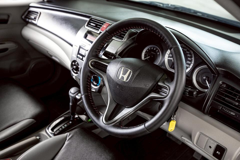 Honda City 1.5S เกียร์ออโต้ ปี 2012 สีเทา  15