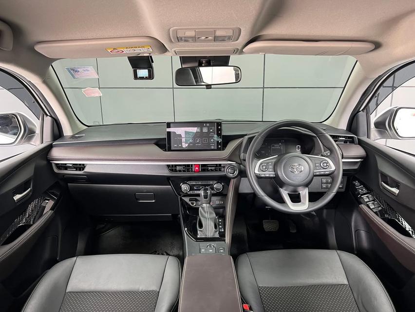 Toyota Yaris 1.2Premium ปี23 12