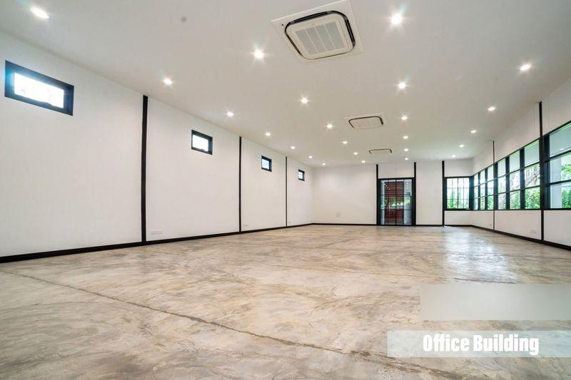 Home Office For Rent | สุขุมวิท 20 บ้านโฮมออฟฟิศ ทำเลสุขุมวิท เข้า-ออกสะดวก เชื่อมต่อได้ทั้ง ถนนสุขุมวิท รัชดาภิเษก และพระราม 4 4
