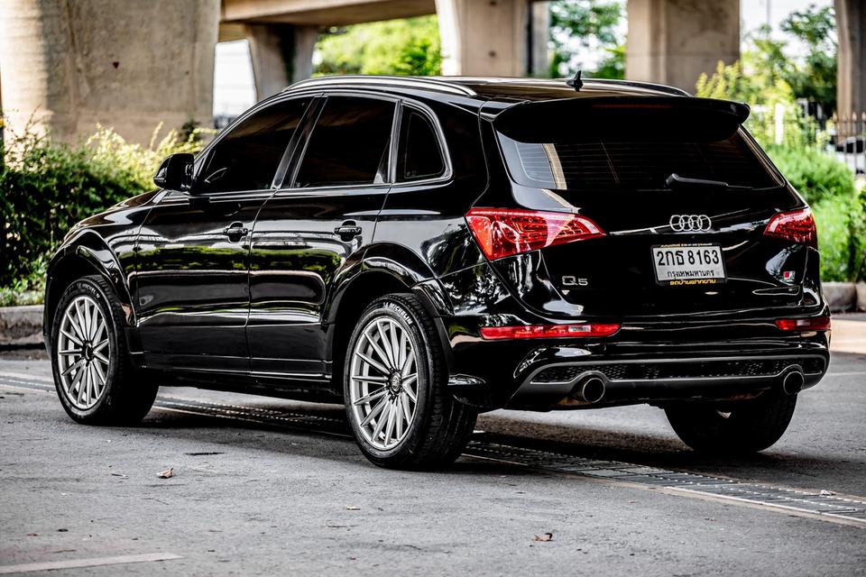 AUDI Q5 2.0T FSI Quattro สีดำ ปี 2010  8