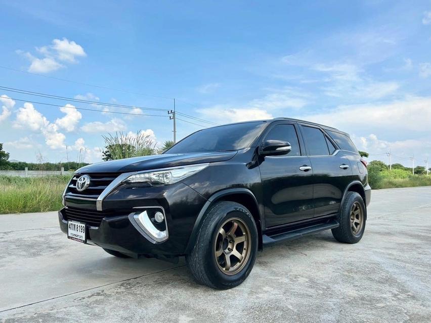 รถ TOYOTA Fortuner