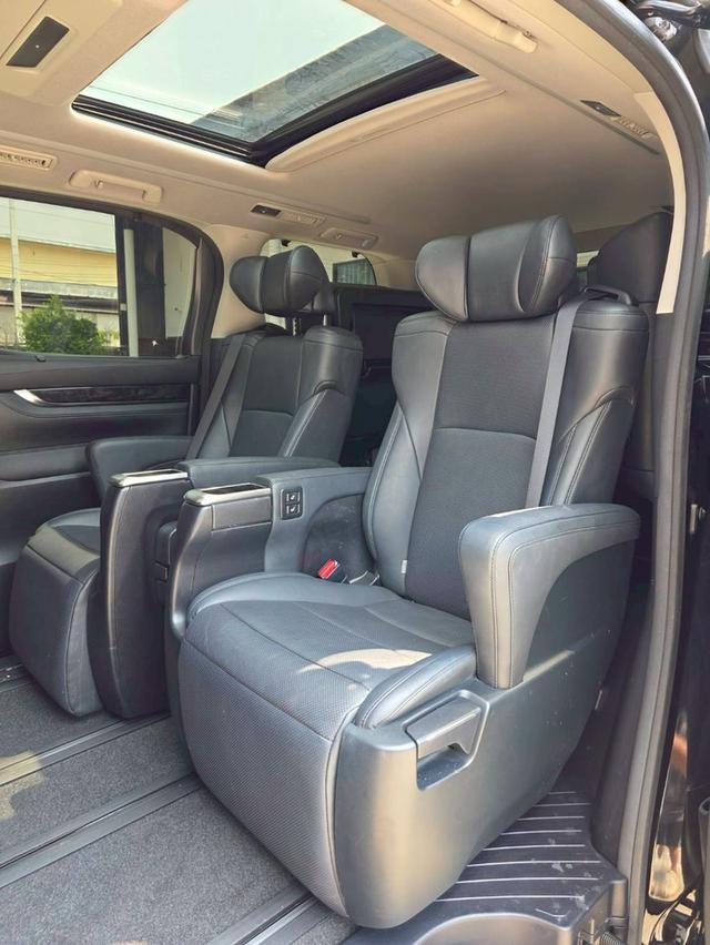 Toyota ALPHARD 2.5SC PACKAGE สีดำ ปี 2021 ไมล์ 40,000 กม. รูปที่ 12