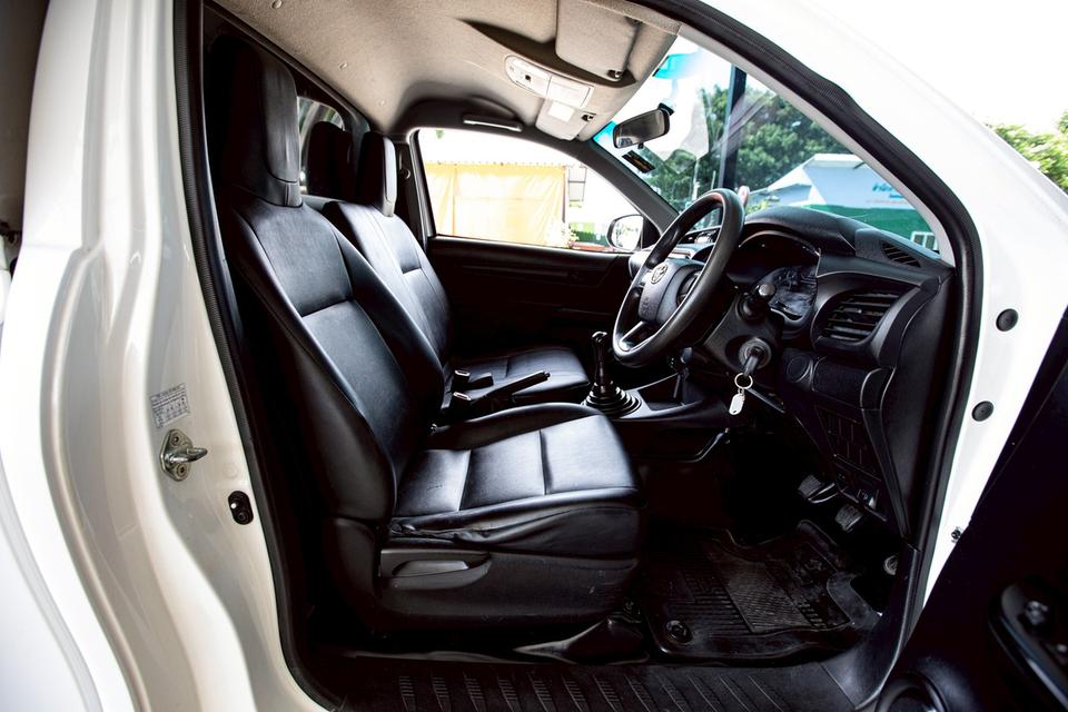 Toyota Revo 2.4J Plus Standard Cab สีขาว เกียร์ธรรมดา กระจกไฟฟ้า ปี 2019  13