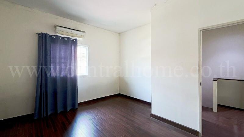 ทาวน์โฮม ไอลีฟ ทาวน์ พระราม 2 กม.14 ต่อเติมครบ สภาพดี พร้อมอยู่ 20