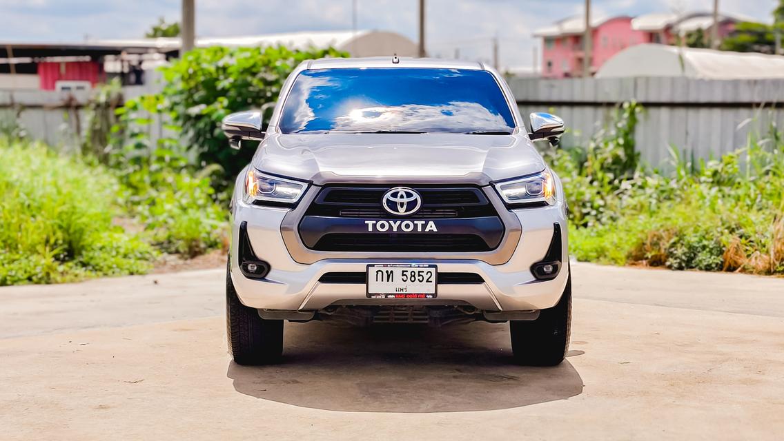 TOYOTA HILUX REVO D-Cab 2.4 MID Prerunner A/T ปี 2021