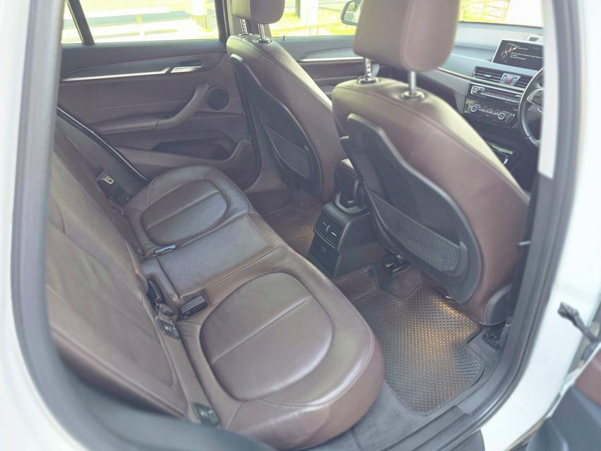 รหัสรถ BAC6660 🚘 BMW X1 sDrive18i xLine (F48) ปี 2017 11