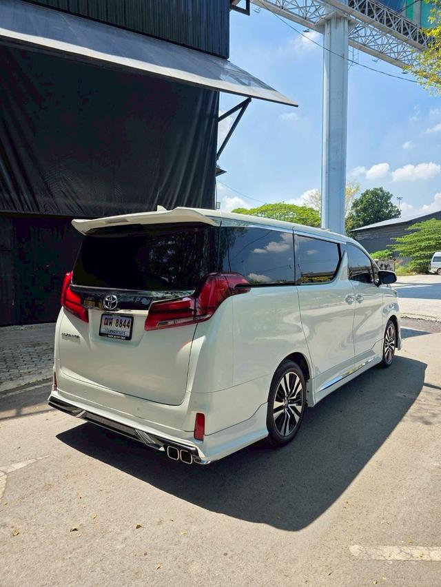 Toyota ALPHARD 2.5SC PACKAGE สีขาว ปี 2023 ไมล์ 40,000 กม. รูปที่ 4