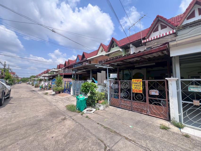ขายบ้าน 2 ชั้น หมู่บ้านเคหะธานี4 ถนนราษฎร์พัฒนาซอย5 2