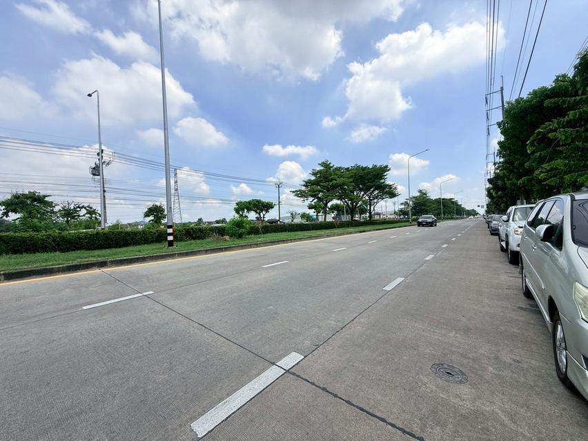 ขายด่วนที่ดิน 704 ตรว ติดถนนพุทธมณฑลสาย 2 ถนนพุทธมณฑลสาย 2 เขตบางแค กทม 8