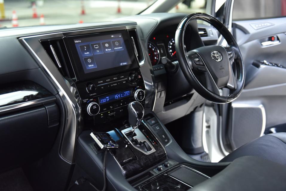 TOYOTA ALPHARD 2.5 SC  15