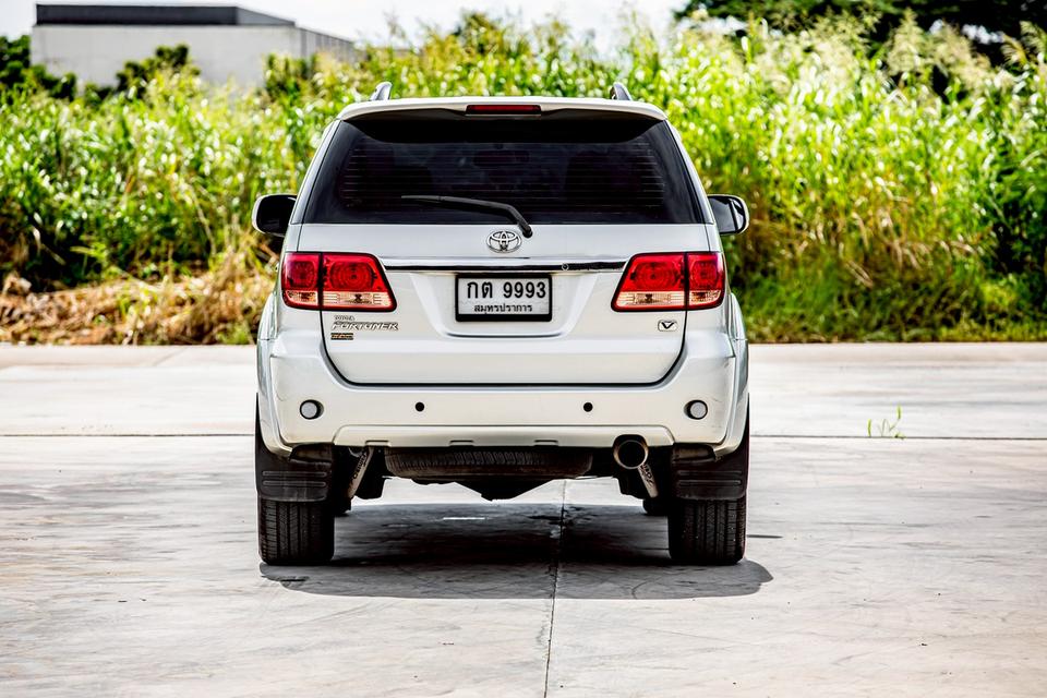 TOYOTA FORTUNER 3.0V 4WD สีเทา เกียร์ออโต้ ปี 2005 แต่งครบๆ หลักแสน 5