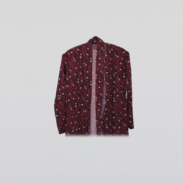 เดรสพันหน้าพิมพ์ลายกราฟิ กสีเบอร์กันดี (Burgundy Graphic Print Wrap Dress)@SP040 6