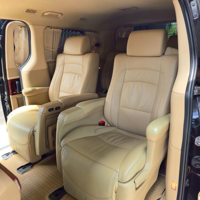 รหัสรถ BAC5404 🚐✨ HYUNDAI GRAND STAREX 2.5 VIP (A1)ปี 2011/12 สีดำ ✨🚐 12