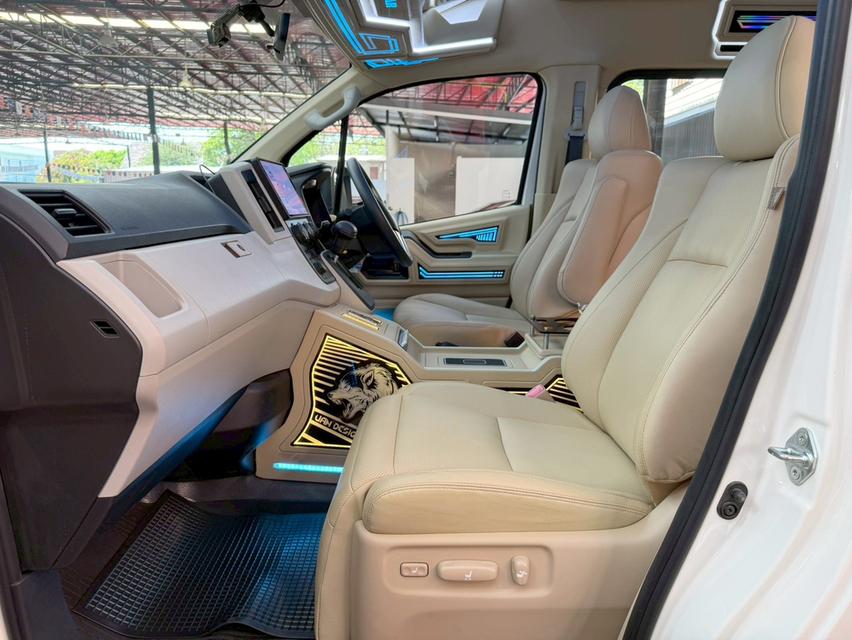 TOYOTA COMMUTER 2.8 Premium ป้ายแดง รูปที่ 14