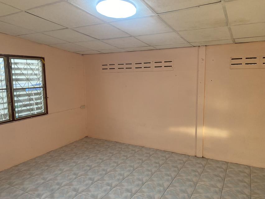 ที่ดินพร้อมห้องเช่าอ่าวอุดม 10