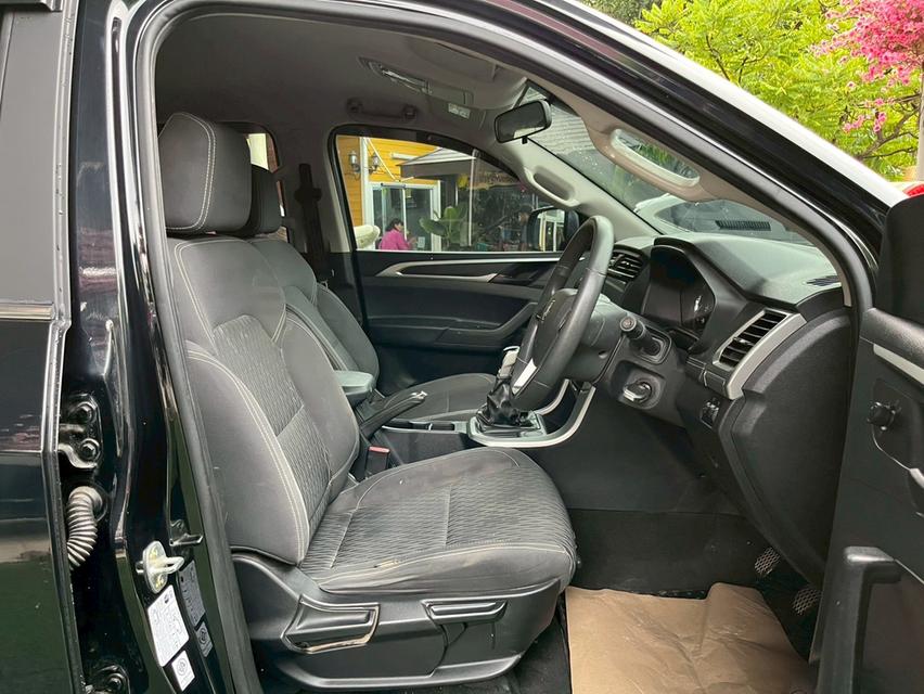 MG Extender 4 ประตู 2.0 GRAND D MT ปี 2022 5