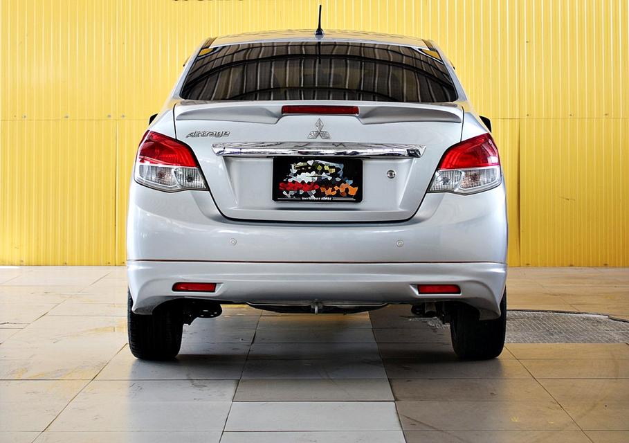 attrage เกียร์ธรรมดา ขับสนุก ประหยัดน้ำมันสุดๆ รถพร้อมโอนเลยครับ รูปที่ 6