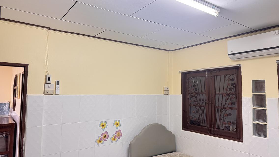 📣 ให้เช่าทาวน์โฮมหลังใหญ่ 5 ห้องนอน ติด BTS พหลโยธิน 59 (100 เมตร!) ใกล้ห้าง ใกล้ตลาด ครบจบในที่เดียว 13