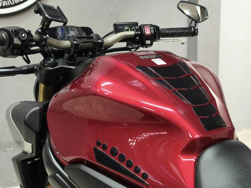 HONDA CB650R ปี 2024 E-Clutch รถมือเดียว สภาพเหมือนรถใหม่ รูปที่ 10