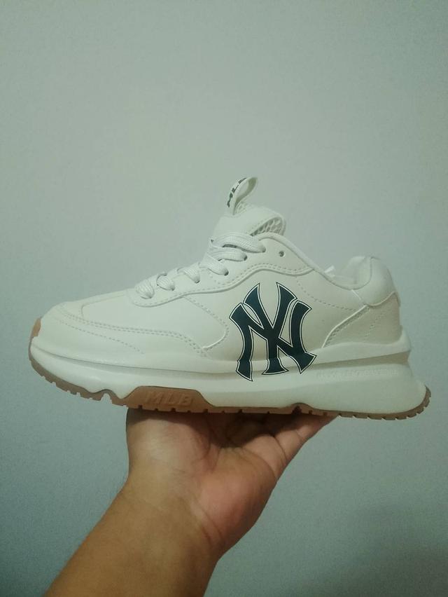 รองเท้าผ้าใบ Bigball Chunky Window Saffiano จาก New York Yankees 6