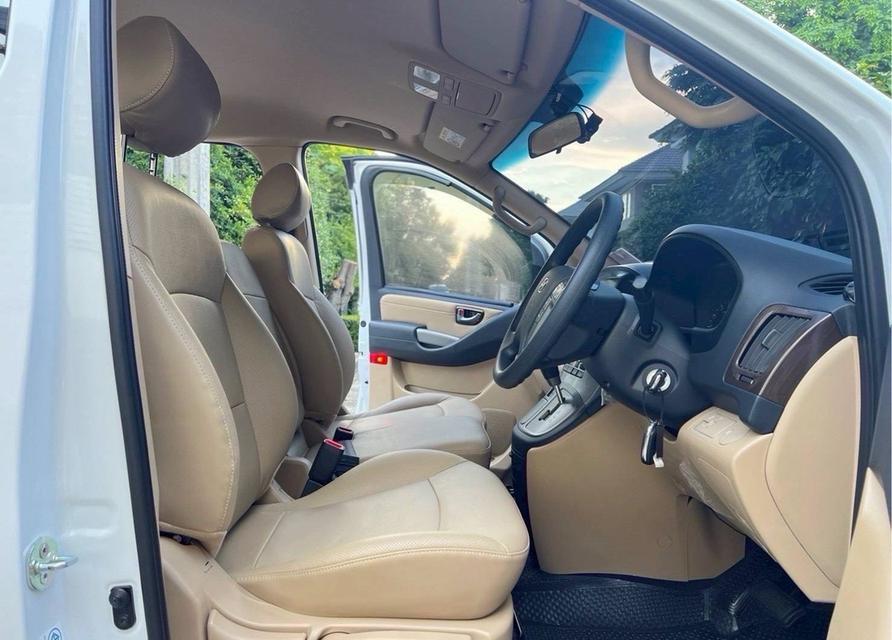 Hyundai H1 2.5Elute FE ปี24 13