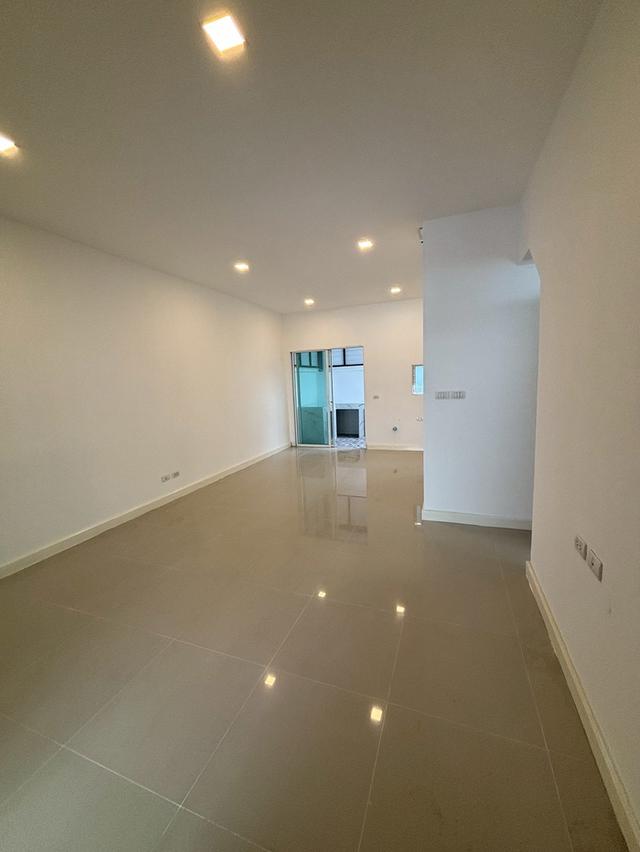 ทาวน์โฮม 2 ชั้น หมู่บ้าน Citysense เพชรเกษม 69 4