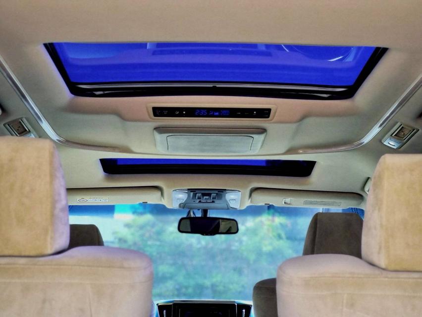 Toyota Vellfire 2.5 V ปี 2016 ไมล์ 16x,xxx km. 13