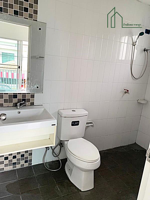 ทาวน์เฮาส์ 2 ชั้น  หลังมุม หมู่บ้านเดอะคอนเน็ค 22 ( มีนบุรี-รามอินทรา ) ถนนสุวินทวงศ์  9