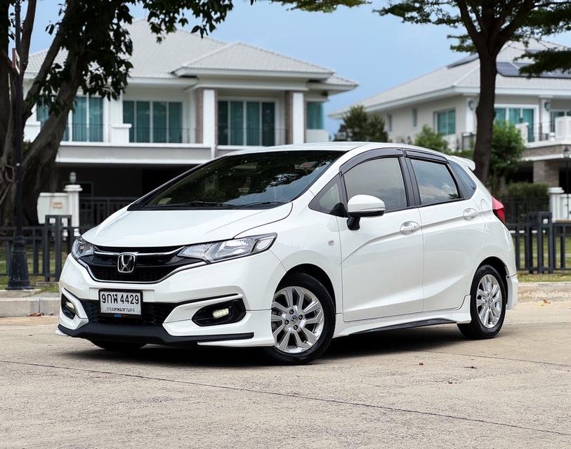 รหัสรถ AVA4429 💫 Honda Jazz 1.5 I-VTEC V plus ปี 2020