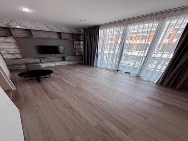 PB5888ให้เช่า ทาวน์โฮม 3 ชั้น โครงการ EIGEN พระราม 9 เฉลิมพระเกียรติ ร.9 ซอย 89 โครงการติดกับมอเตอร์เวย์ ใกล้ airport link ทับช้าง 13