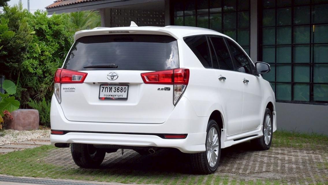 รหัสรถ KN3680 TOYOTA INNONA 2.8 CRYSTA ปี 2018 AUTO