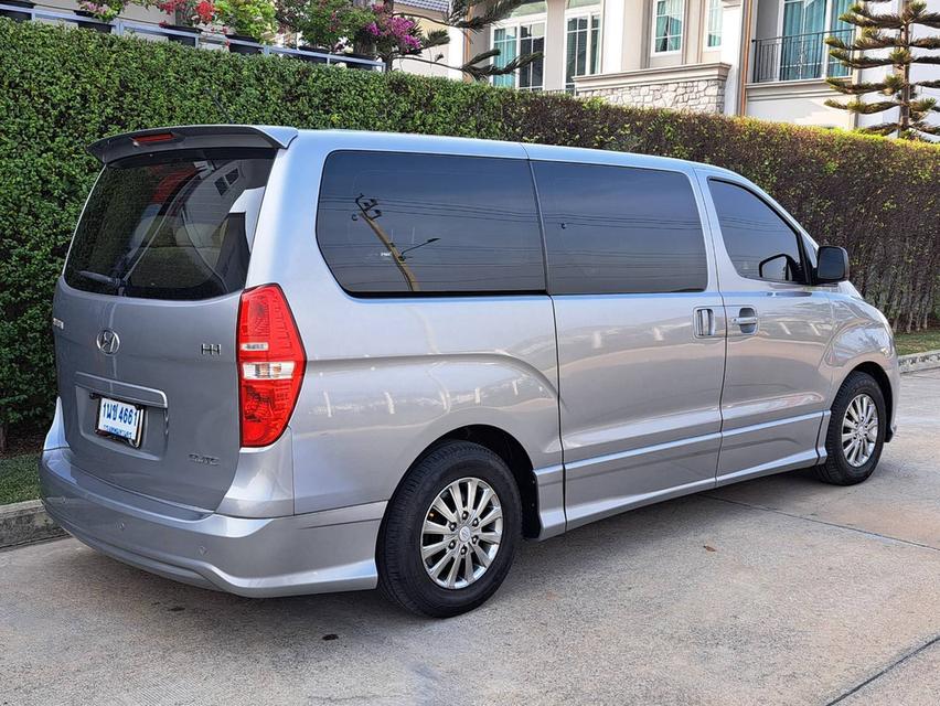 ขายถูก เพียง🔥Sale 589,000🔥เท่านั้น Hyundai H1 2.5 ดีเซล ปี 17 วิ่งน้อยไมล์แท้