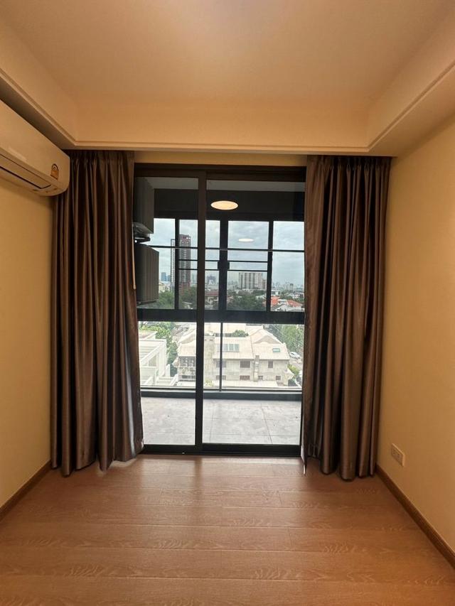 ขายคอนโด รีเกิล สาทร-นราธิวาส ชั้น 8 ทำเลดี เดินทางสะดวก 5