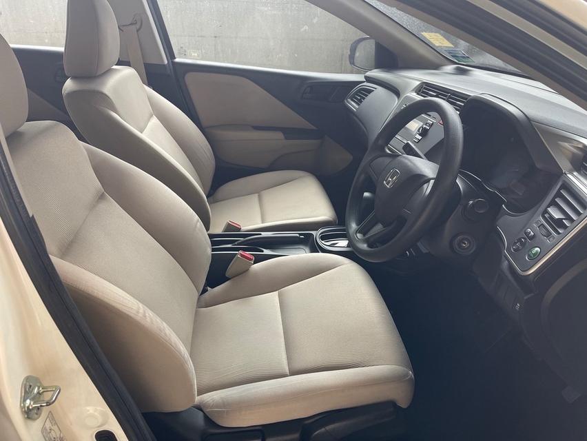 รหัสรถ PJP1540 2015 HONDA CITY 1.5 S 10
