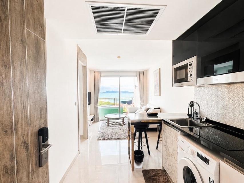For Sale / For Rent — Sea View Condo at The Riviera Monaco, Na JomtienBeautiful sea-view condo at The Riviera Monaco, Na Jomtien. Fully furnished 2