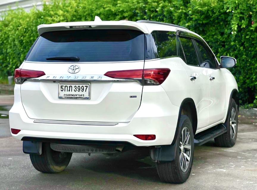 TOYOTA FORTUNER 2.4 V 2WD ปี 2016 7
