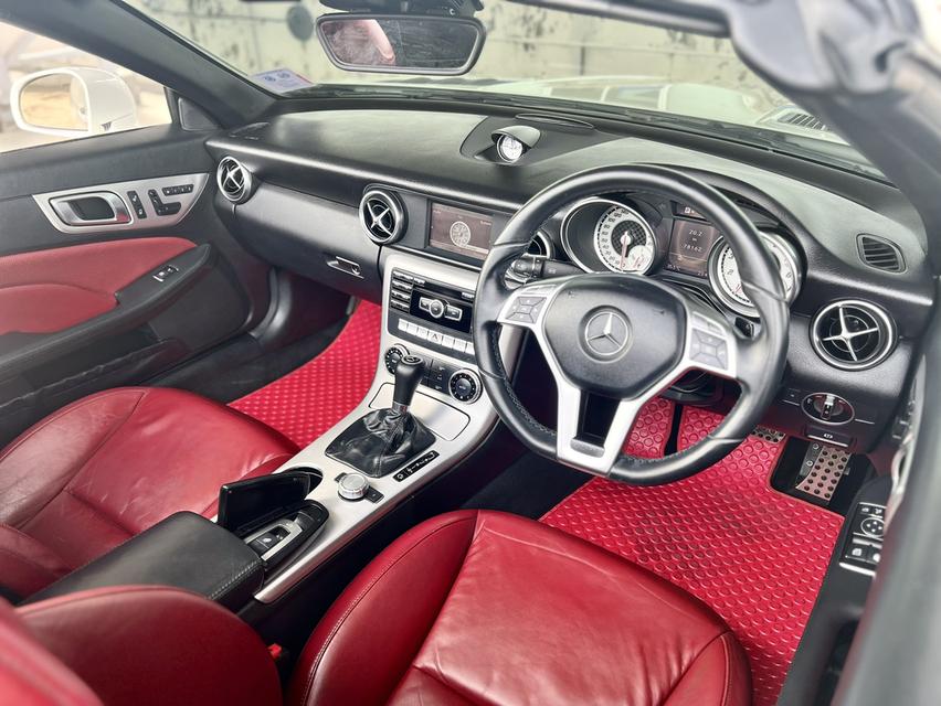 ไมล์ 70,000 กม. BENZ SLK-CLASS, 200 KOMPRESSOR ROADSTER โฉม R172 ปีจด 2015 สีขาว เบาะแดง 6