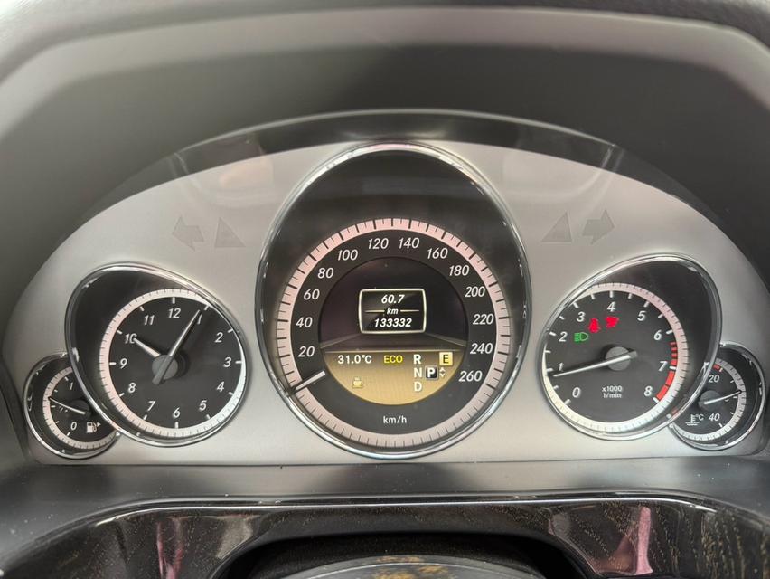 Benz E250 CGI  7 SPEED เกียร์คอ 204 แรงม้า ปี12 สีเทา รูปที่ 15