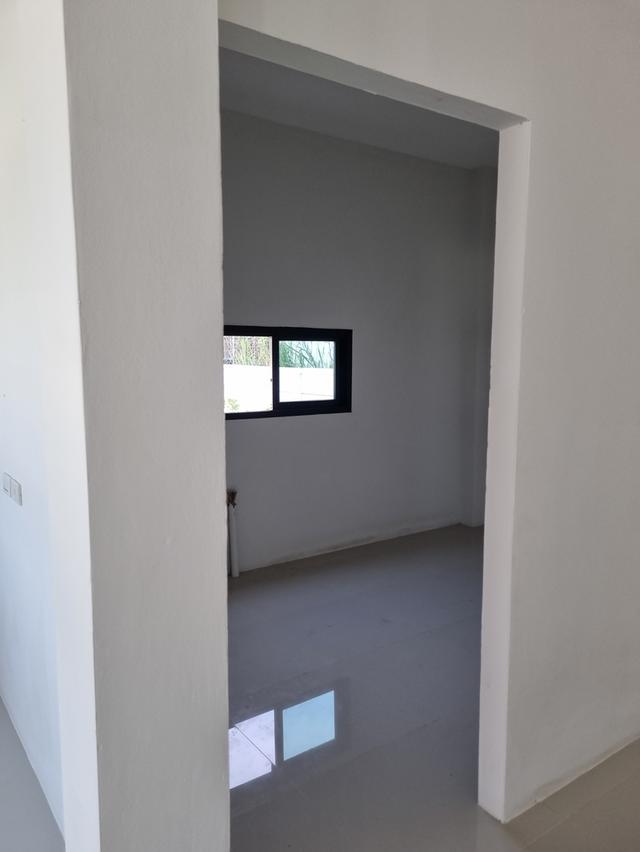 ที่ดินพร้อมสิ่งปลูกสร้าง 10