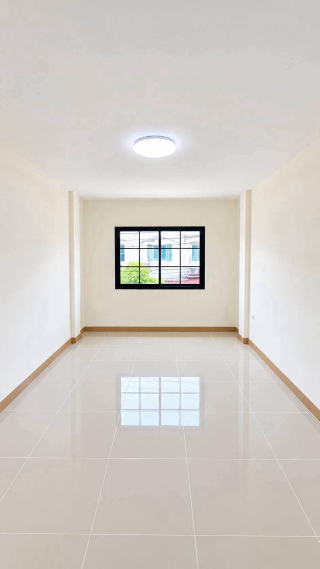 บ้านบัวทองธานี 18 ตร.ว. ใกล้รถไฟฟ้าสายสีม่วง 17