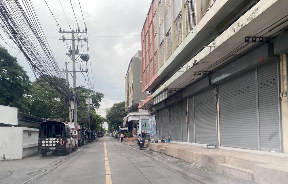 ขายวาละ 45,000 ที่ดิน 188 ตารางวา ซอยเพชรเกษม 68 แยก 28 ใกล้รถไฟฟ้าเดอะมอลล์บางแค 098 7755 808 2