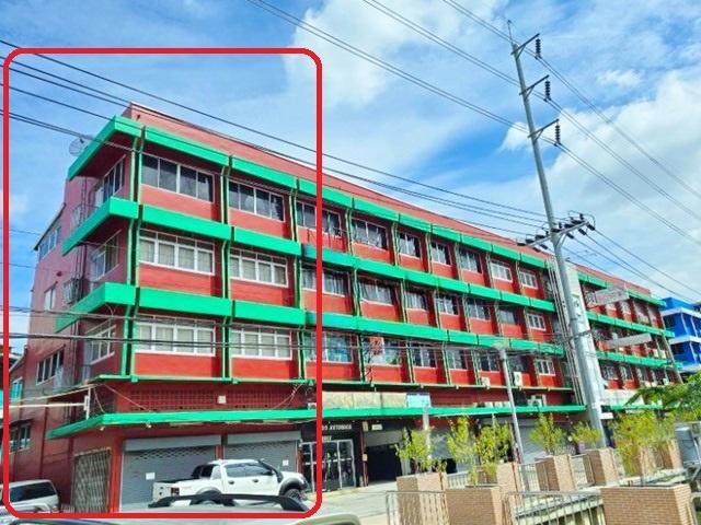 BTS สะพานควาย 900ม.ให้เช่าอาคาร 4.5ชั้น 2คูหาหลังมุม ติดกัน ตลาดสดห้วยขวาง 1.4 กม. อินทามระ10-14 28ตร.วา. 448ตร.ม. ม.ศรี 1