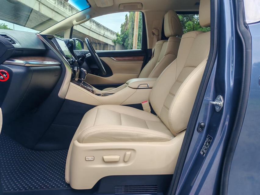 💥 Toyota Vellfire 2.5 Hybrid Executive Lounge E-Four 4WD 15 จด 16 💥 14